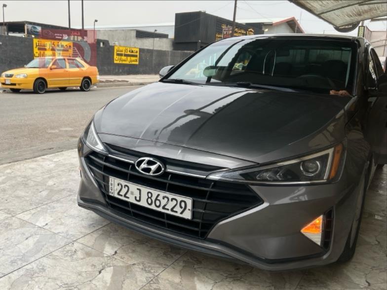 هیوندای ئەلەنترا